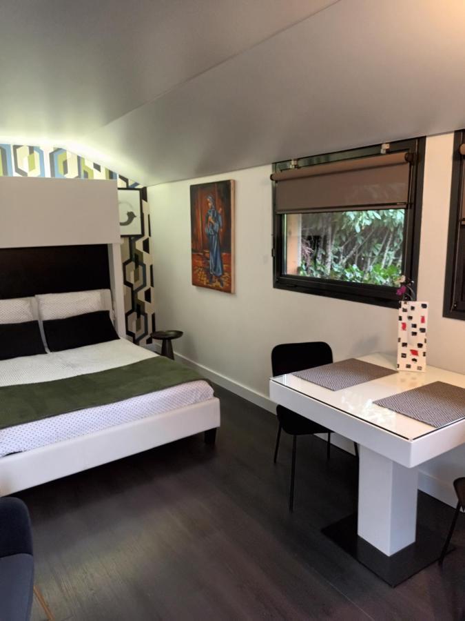 Chambre D'Hotes "Riad Des Baudieres" Bourg-en-Bresse Exteriör bild